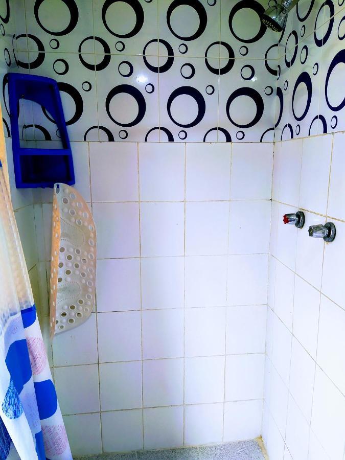 Hostal Latitud Ecuem กีโต ภายนอก รูปภาพ